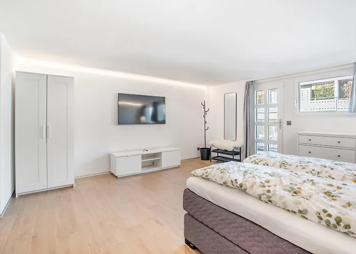 아파트 Completely Renovated, Furnished With Plenty Of Comfort 빕스