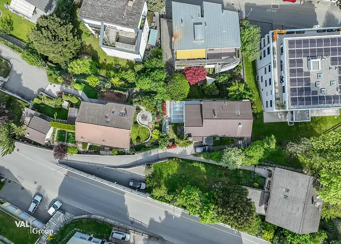 Completely Renovated, Furnished With Plenty Of Comfort