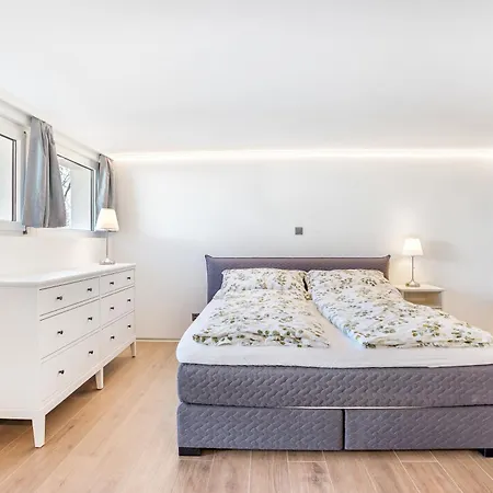 Completely Renovated, Furnished With Plenty Of Comfort Apartamento